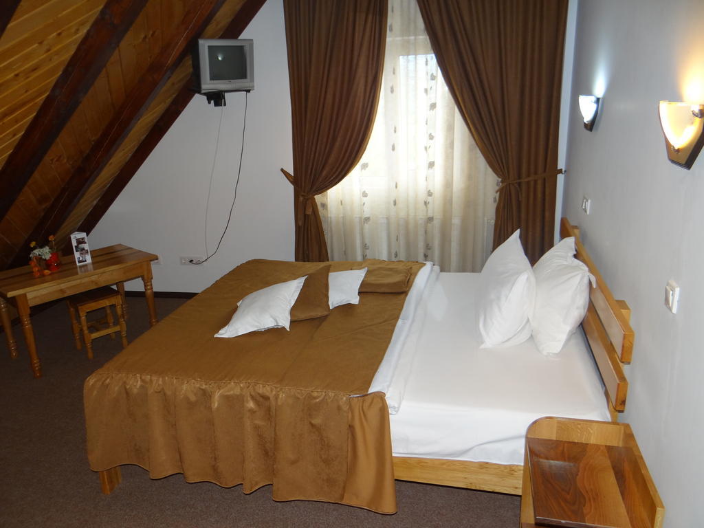 Belvedere Corbeni Room photo