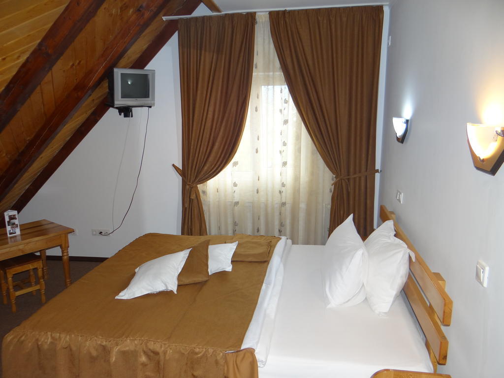 Belvedere Corbeni Room photo