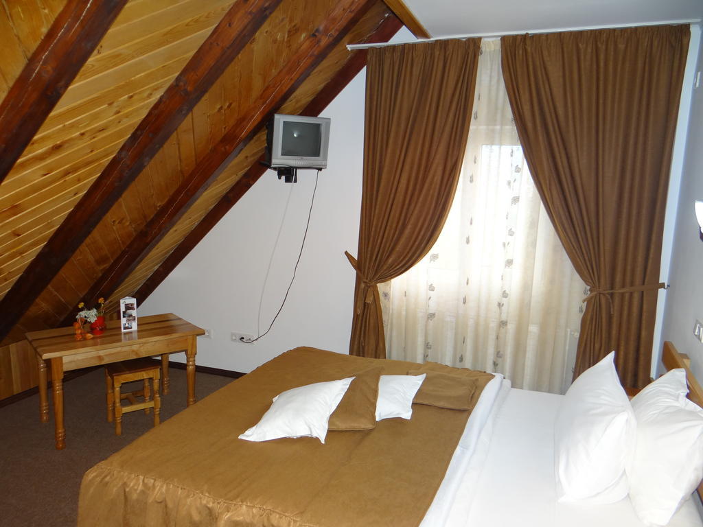 Belvedere Corbeni Room photo