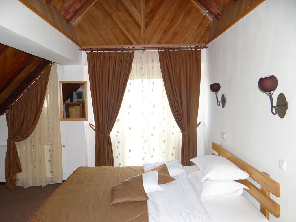 Belvedere Corbeni Room photo